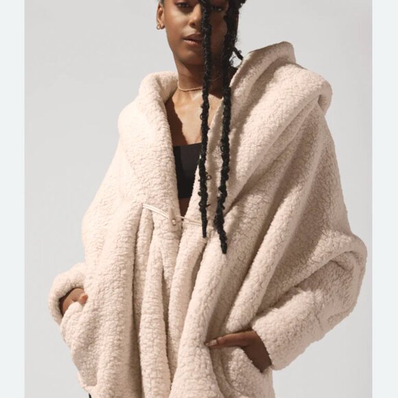 POPFlex Faux Sherpa Cocoon Coat Size S/M Overside Comfy - Picture 1 of 10